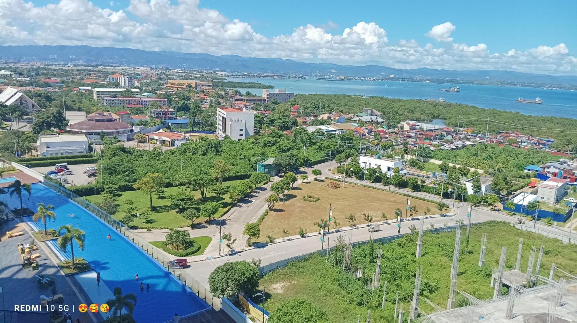 מקטאן Mactan Newtown Beach Condo מראה חיצוני תמונה