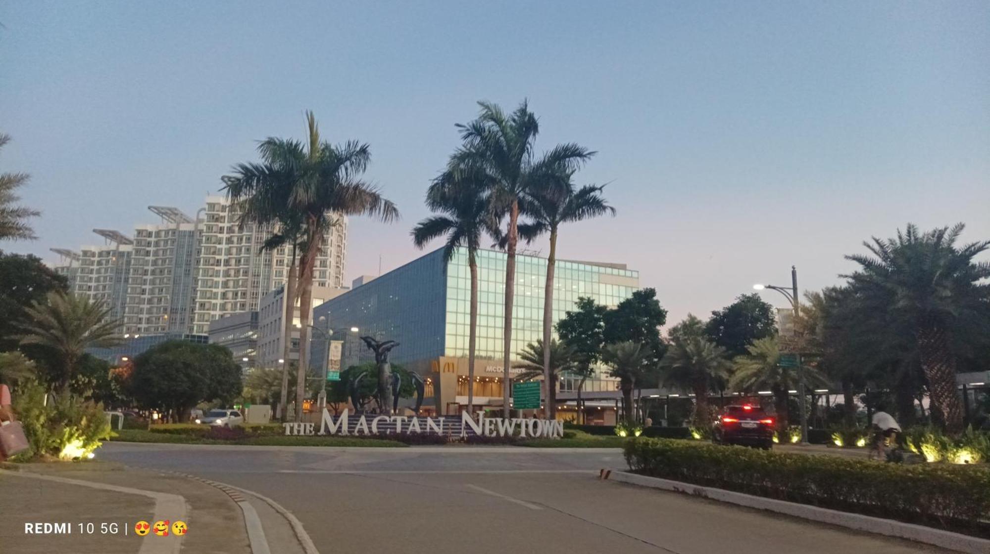 מקטאן Mactan Newtown Beach Condo מראה חיצוני תמונה
