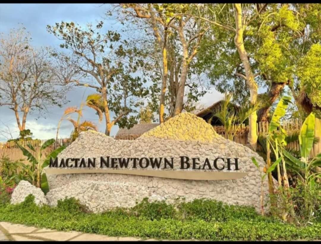 מקטאן Mactan Newtown Beach Condo מראה חיצוני תמונה